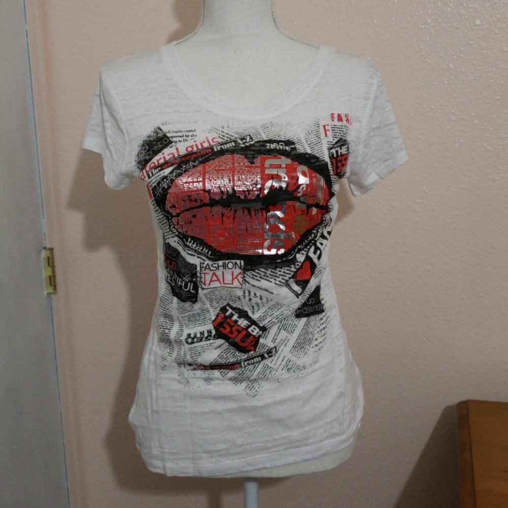 Zenana Outfitters t-shirt